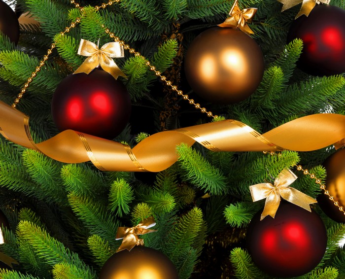 Christmas Tree with Red and Gold Ornaments
