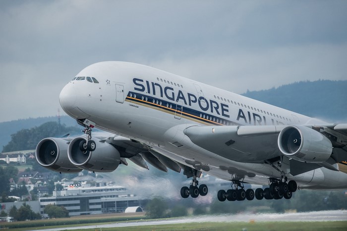 Singapore Airlines Airbus A380 taking off