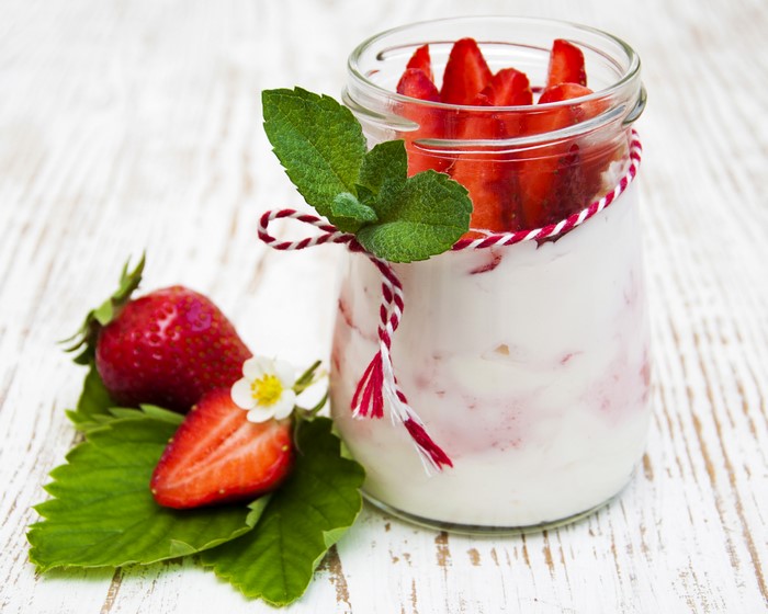 Strawberry Yogurt in a Jar