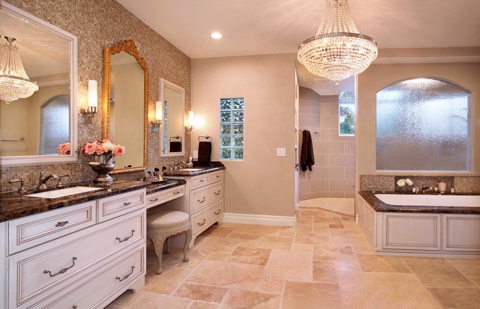 Luxury Bathroom with Chandelier and Mirrors