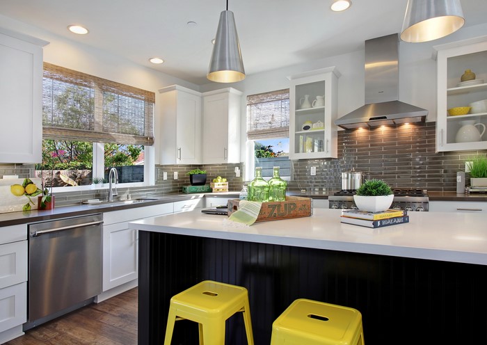 Modern Kitchen Interior Design with Lamp
