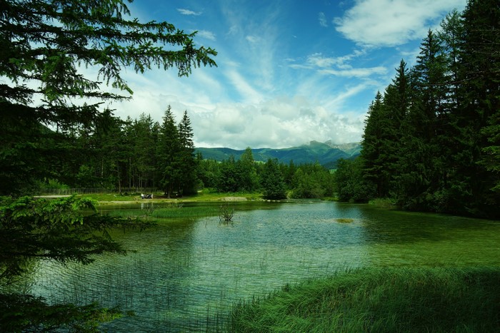 4K Toblach Lake Scenery in Italy