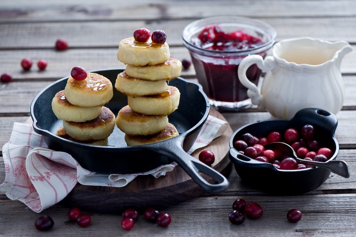 Pancakes with Cranberries and Jam