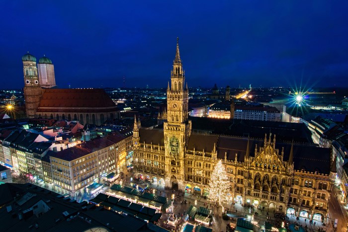 Munich City Hall and Frauenkirche at night