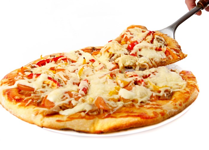 Pizza with cheese and vegetables