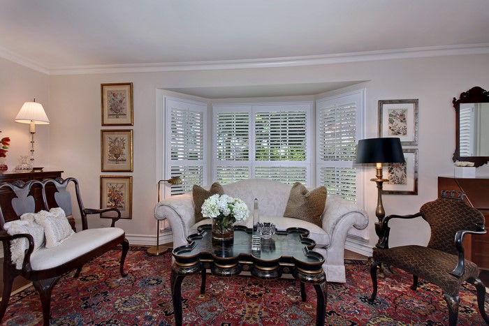 Living room with sofa and table