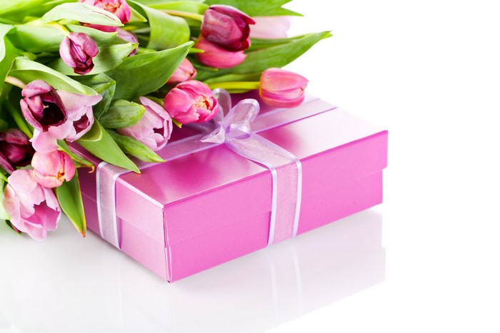Pink gift box with tulips