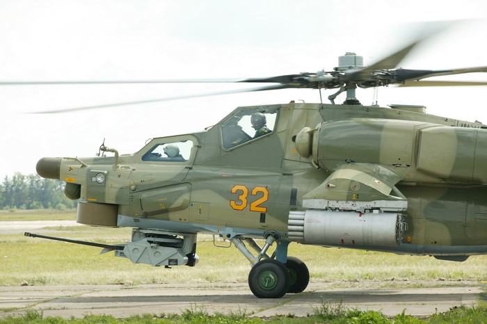 Mi-28H Havoc helicopter with number 32