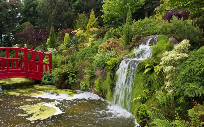 Mount Pleasant Gardens, United Kingdom Waterfall