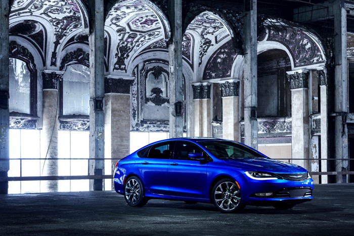 Blue 2015 Chrysler 200 S Sedan