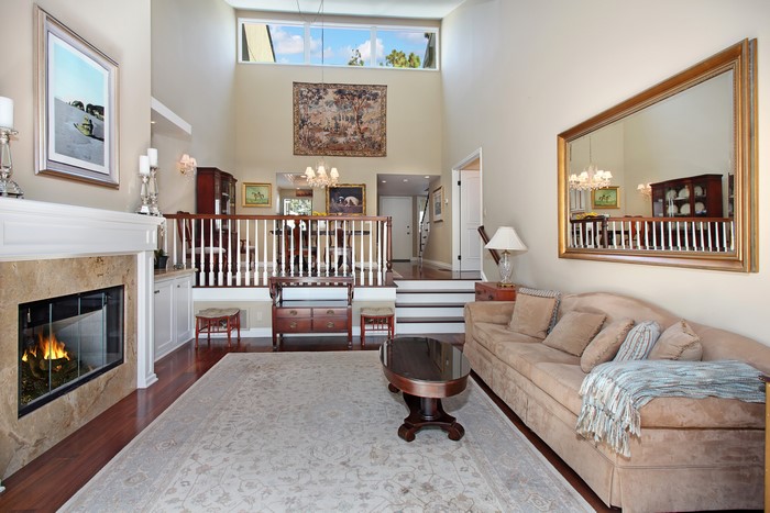 Living room with fireplace and sofa