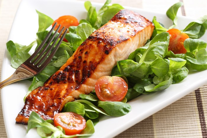 Grilled Salmon with Fresh Greens and Cherry Tomatoes