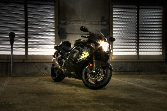 4K Suzuki GSX1300R Hayabusa motorcycle
