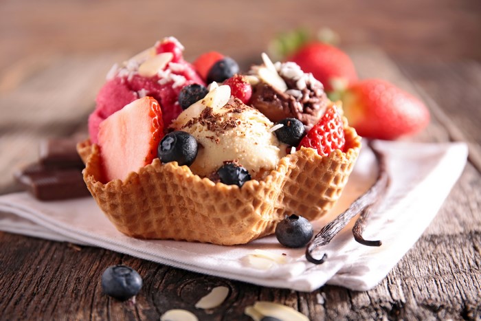 Ice cream with berries and chocolate