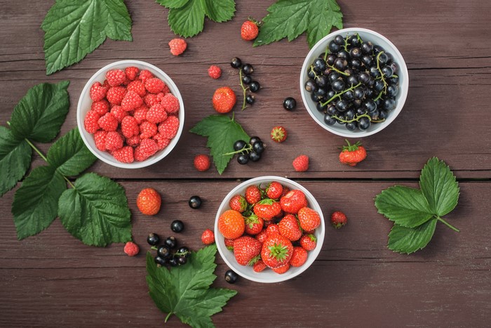 4K Berries: Strawberries, Raspberries, and Currants with Leaves