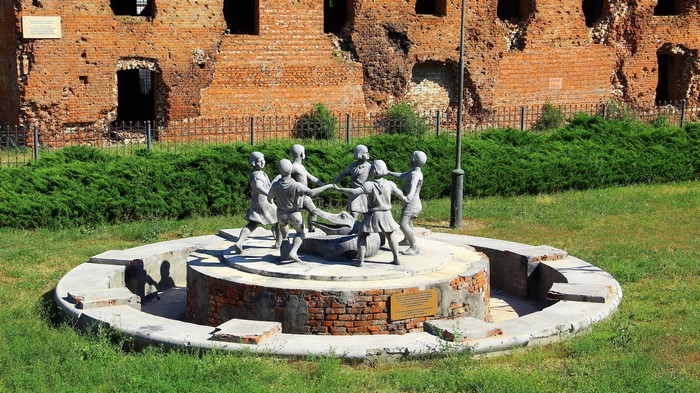 Children's monument in Volgograd