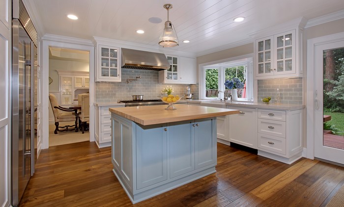 Interior Design Kitchen with Lamp