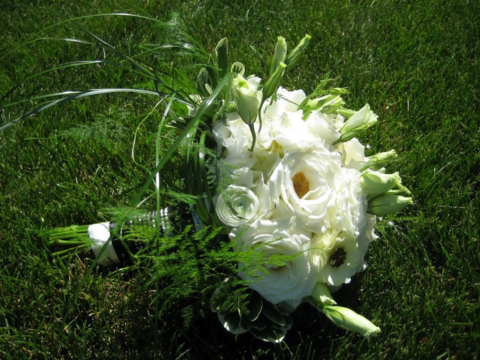 White Eustoma Bouquet on Green Grass