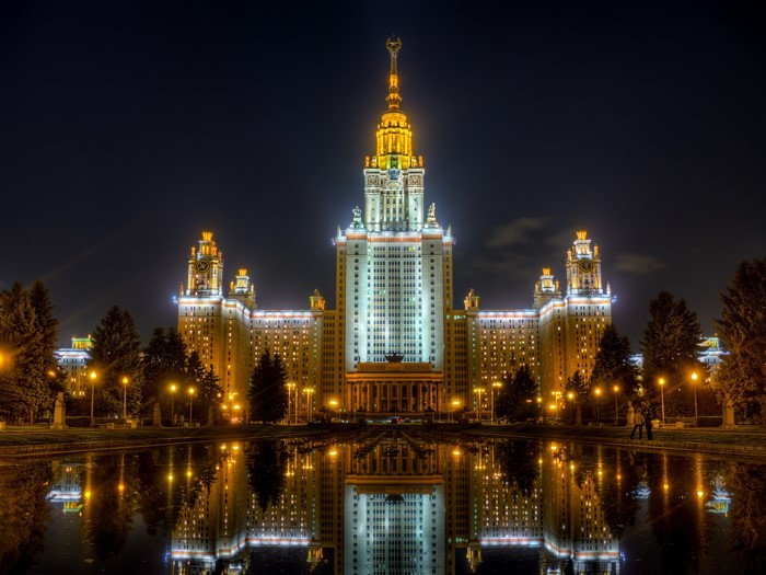 4K Night View of Lomonosov Moscow State University