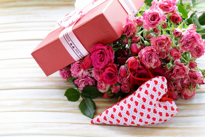 Roses and Gift Box with Heart Decoration