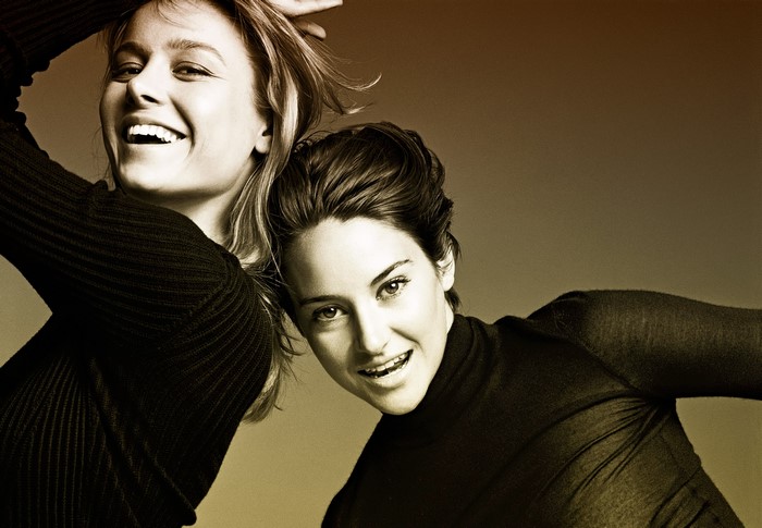 Brie Larson and Shailene Woodley smiling