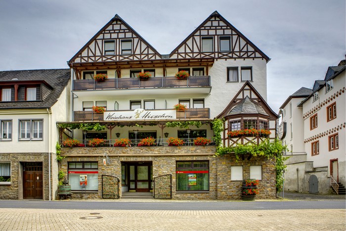 Weinhaus Hirschen in Bruttig-Fankel, Germany