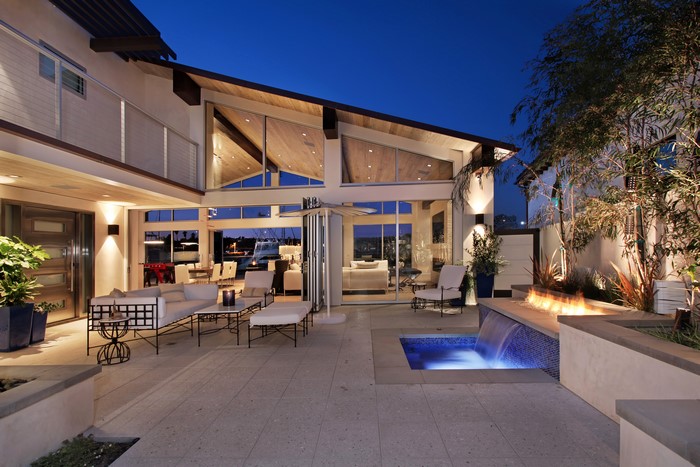 Modern Villa with Outdoor Living Space and Fire Pit