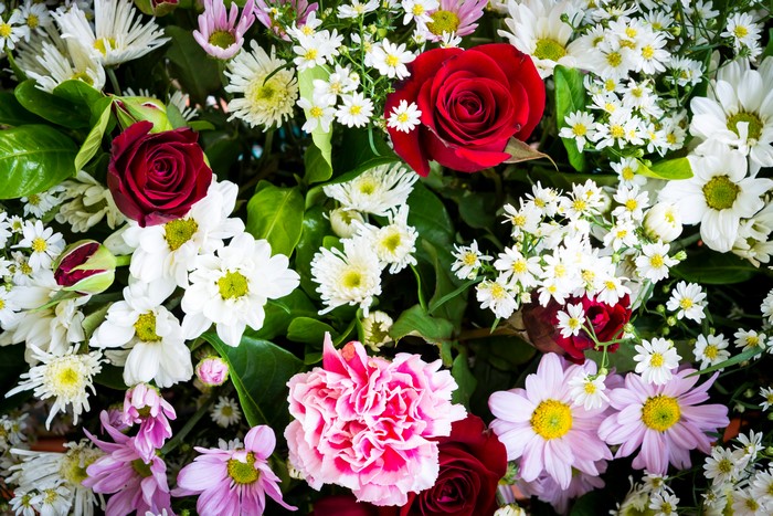 4K Roses Camomiles Carnations Flower Arrangement