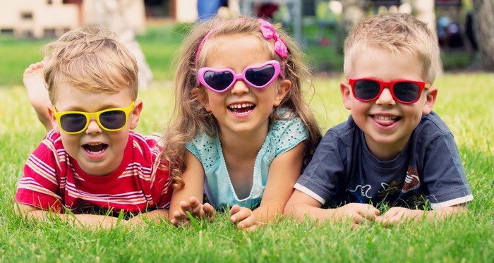 Grass Glasses Little girls Boys Three 3 Smile