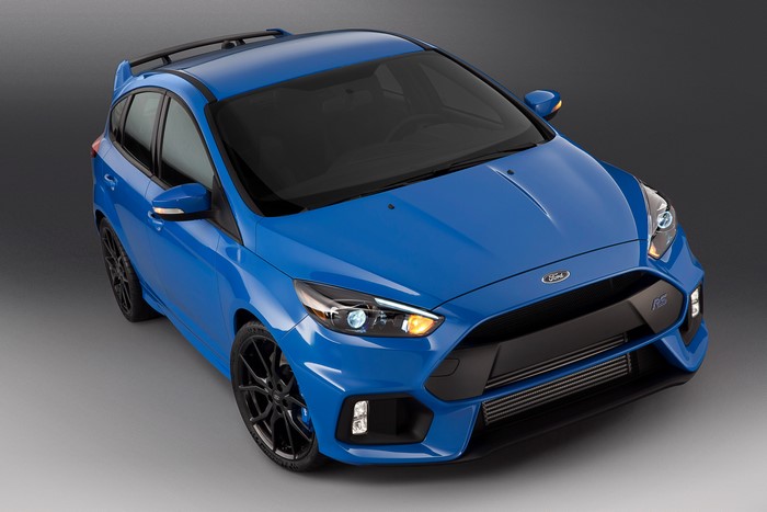 Blue 2015 Ford Focus RS US-spec Front