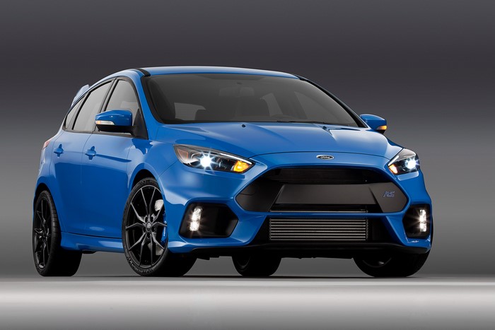 Blue 2015 Ford Focus RS US-spec Front