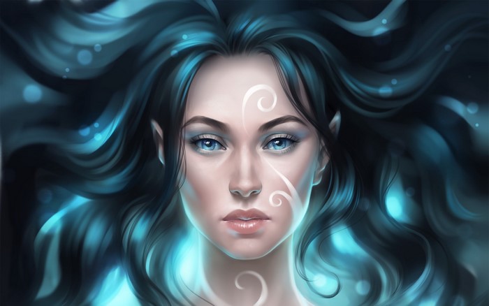 Elf woman with blue eyes and dark hair