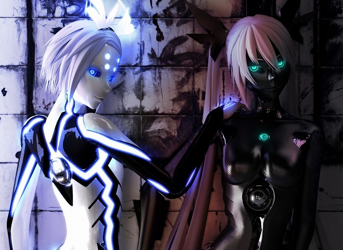 Phosphorescent Rin and Carbon Black Miku robots