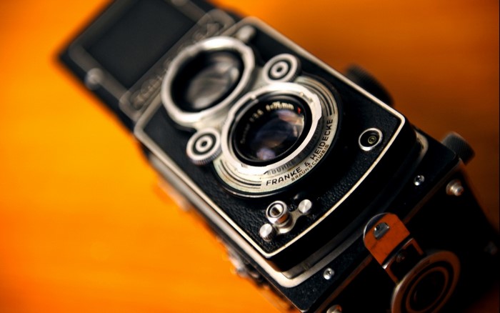 Franke & Heidecke twin-lens reflex camera
