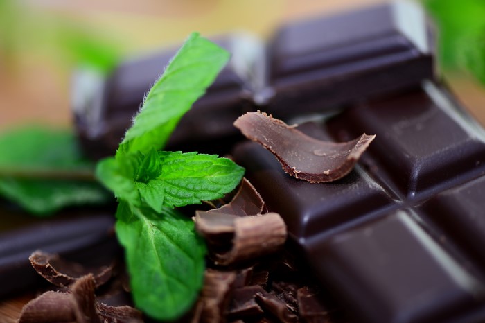 Dark Chocolate Bar with Mint Leaves