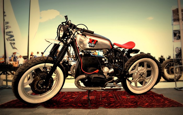 Custom XT500 Cafe Racer Motorcycle