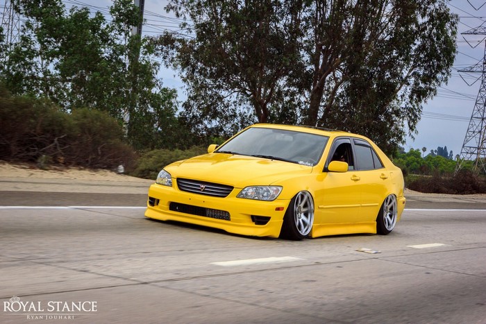 Yellow Lexus IS200/IS300 modified for stance