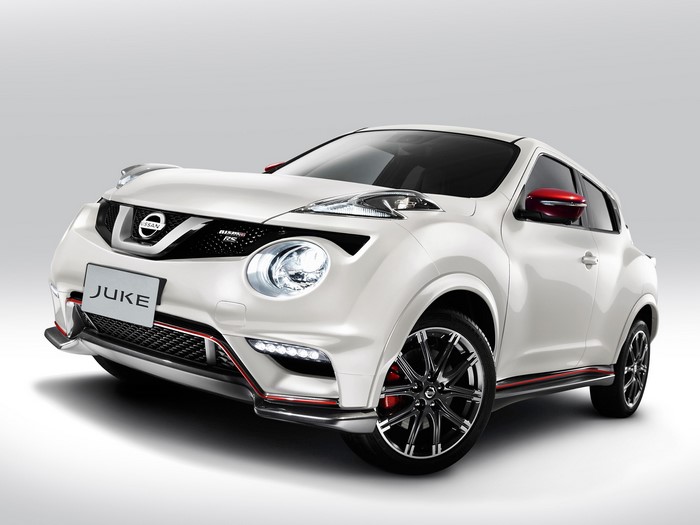 White Nissan Juke Nismo RS JP-spec YF15