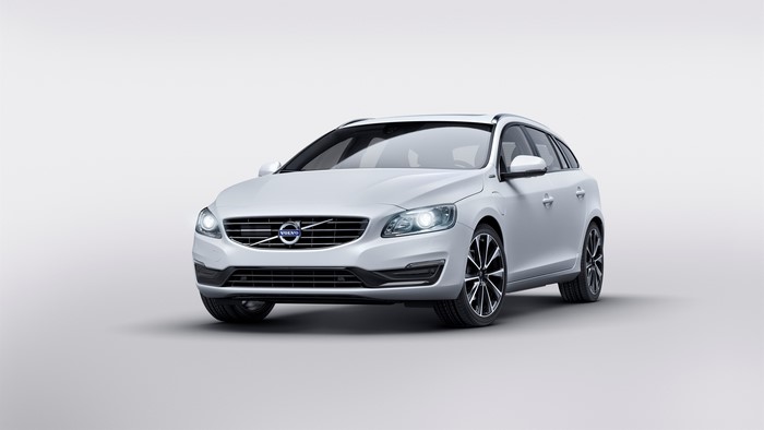 4K 2015 Volvo V60 Twin Engine
