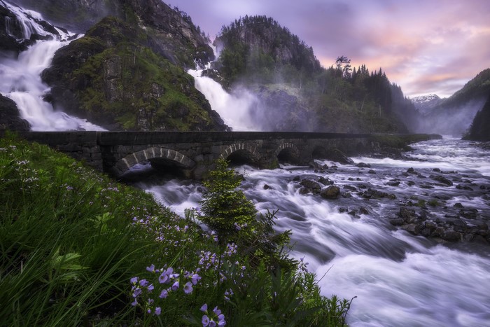 4K Latefossen Twin Waterfall and Stone Bridge Norway