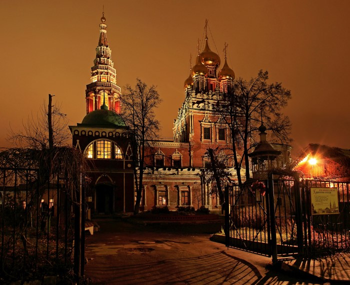 Church of St. Nicholas in Khamovniki, Moscow at night