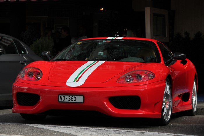 Red Ferrari 360 Modena Challenge with racing stripes