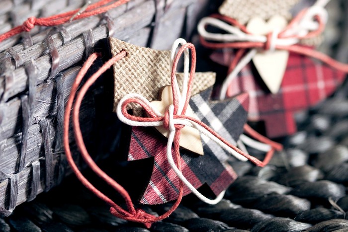 Christmas tree ornaments with plaid fabric and red string