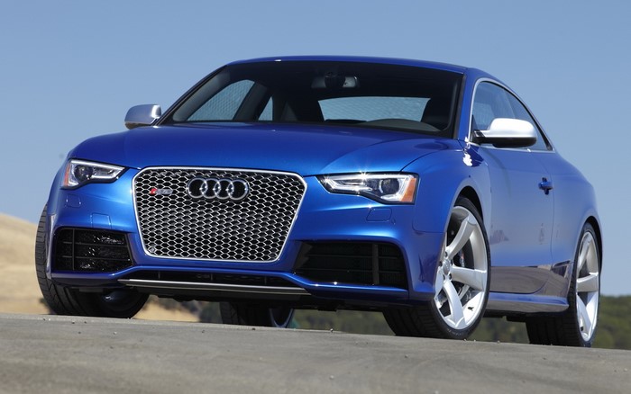 Blue Audi RS5 Coupe Front View