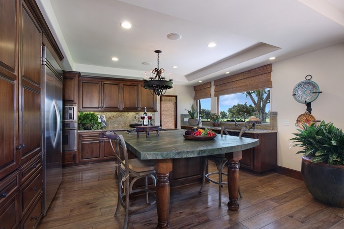 Kitchen Interior Design with Island Table