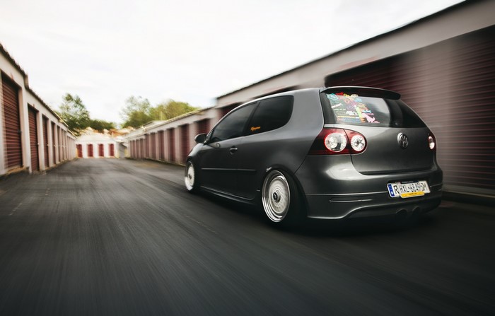 Grey Volkswagen Golf MK5 Stance Tuning