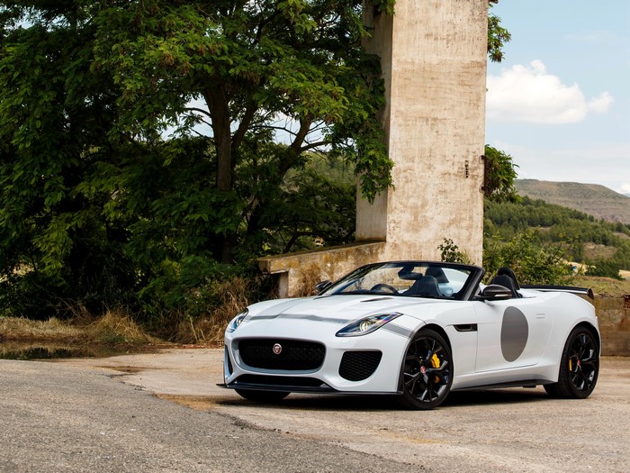 White Jaguar F-Type Project 7 Cabriolet