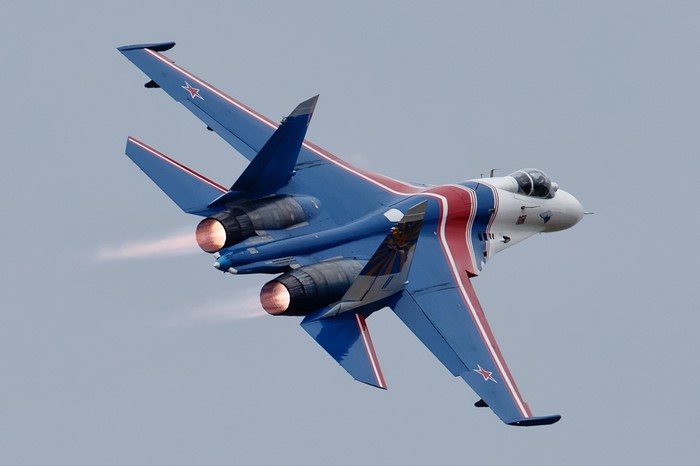 Sukhoi Su-27 fighter jet in flight