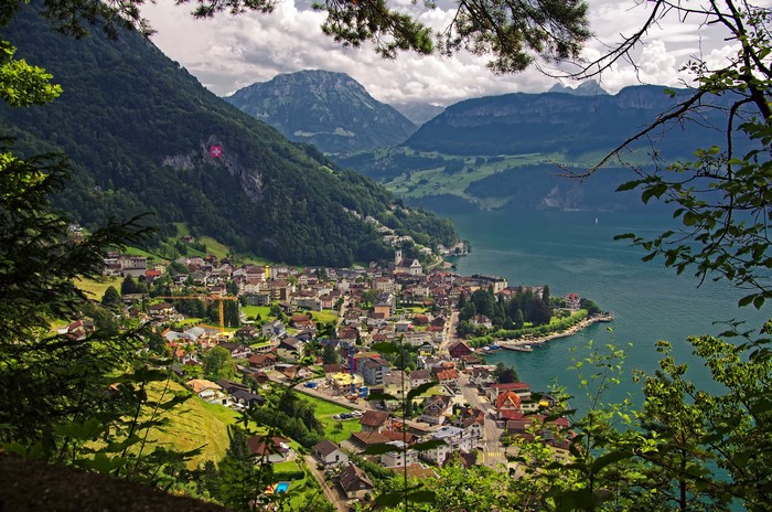 Gersau Lake Lucerne Switzerland Houses Mountains