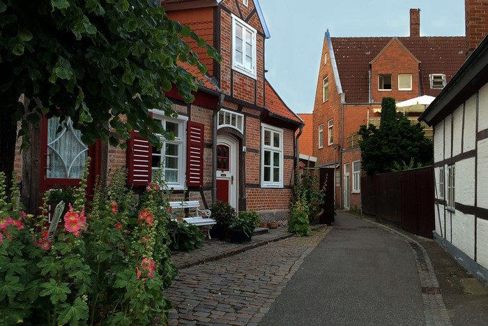 Houses and street in Teutendorf, Germany